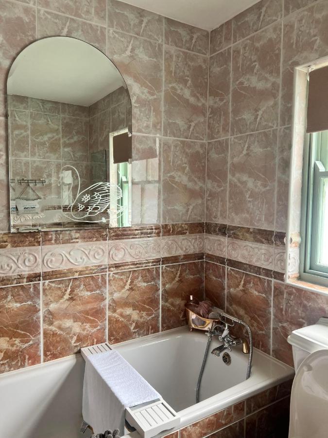 Enchanted Cottage Mullaghbane エクステリア 写真